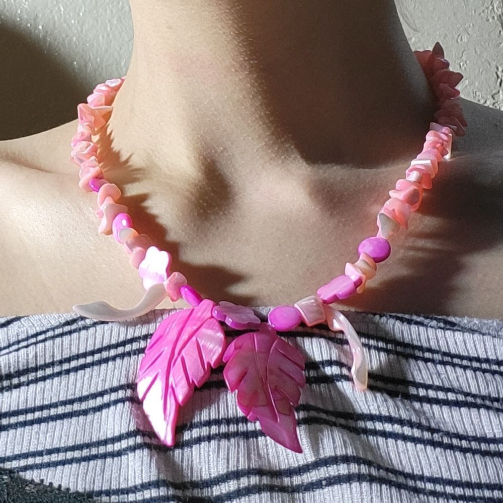 Vintage Pink Carved Shell Necklace